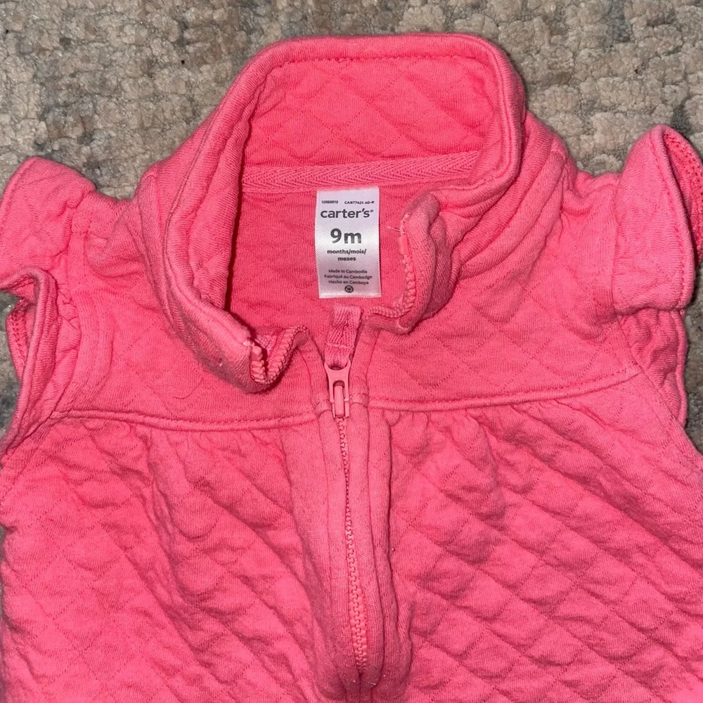 Carters quilted vest size 9 months